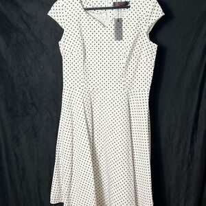 Elegant White and Black A-Line Midi Dress with Flutter Cap Sleeves
